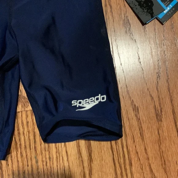 Speedo boys racing bathing suit. Size 24 - Picture 2 of 6
